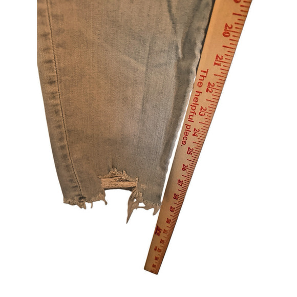Universal Threads Sz 12 High Rise Skinny Distressed‎ Jeans Casual - Picture 8 of 8